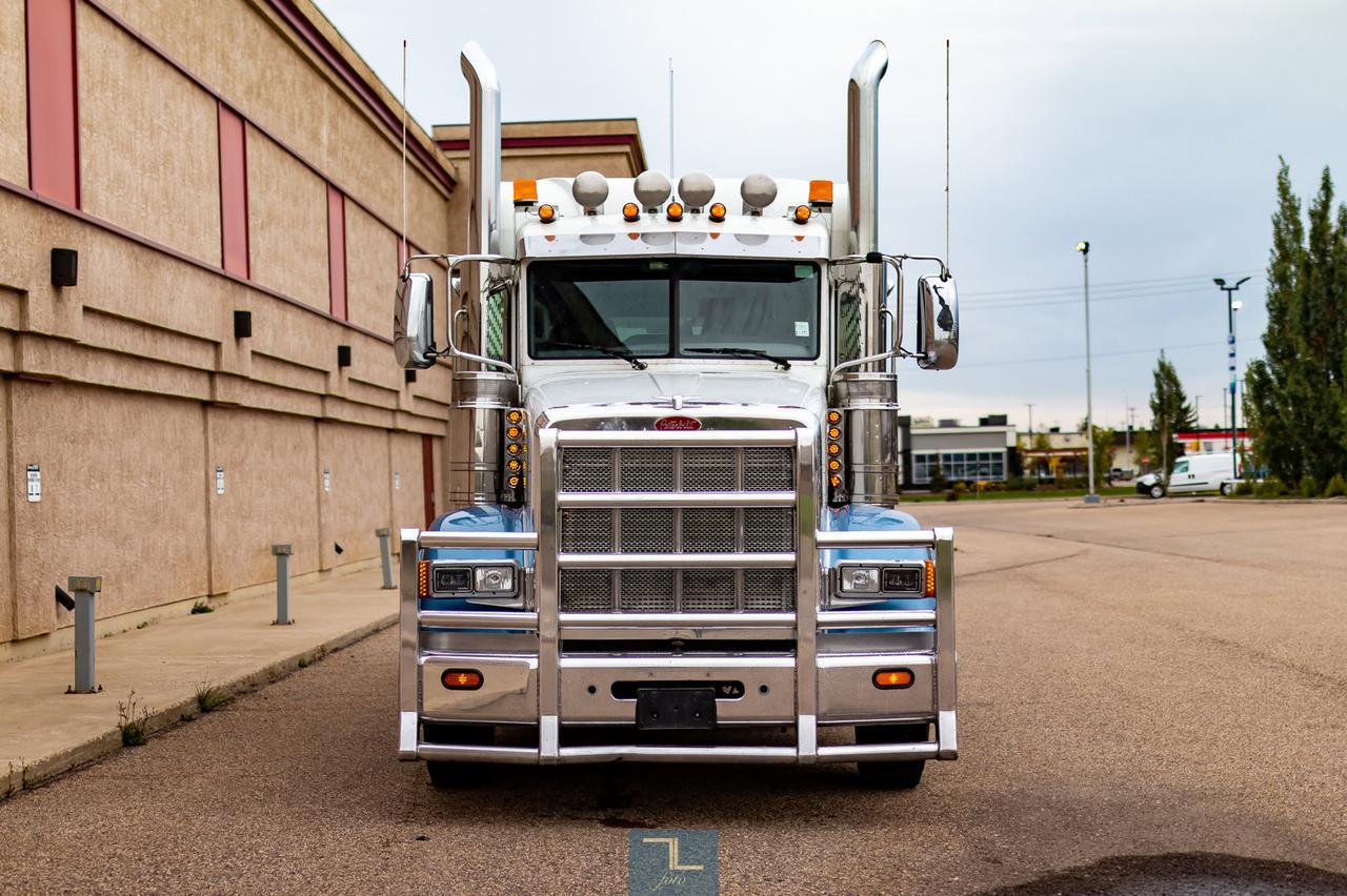 2013 Peterbilt 367 Tractor Sleeper Red Deer AB