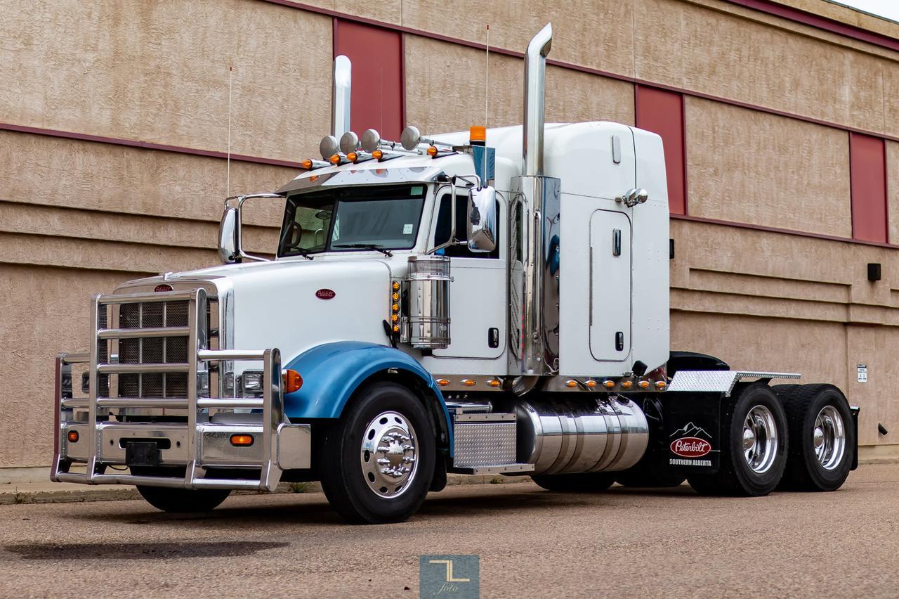 2013 Peterbilt 367 Tractor Sleeper Red Deer AB