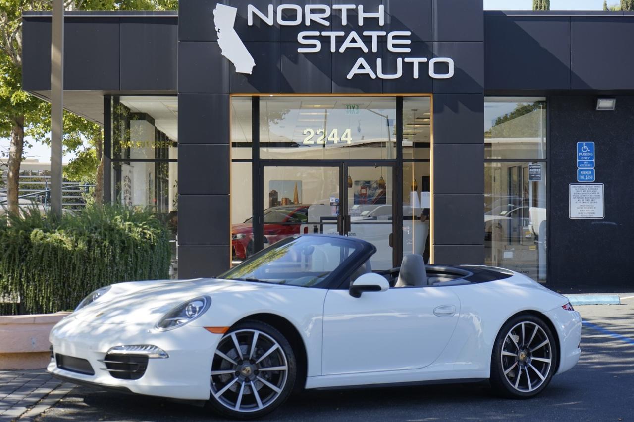 2013 Porsche 911 Carrera 4