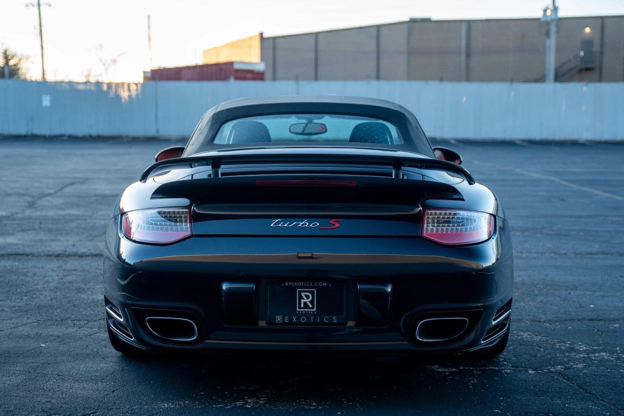 2013 Porsche 911 Turbo S Cabriolet 2D St. Louis MO