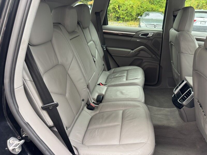 2013 Porsche Cayenne  Willow Grove PA