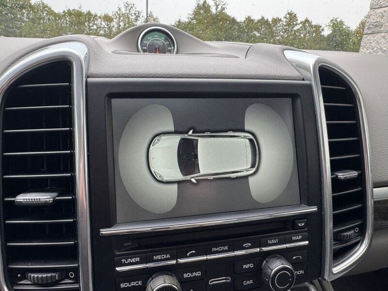 2013 Porsche Cayenne  Willow Grove PA