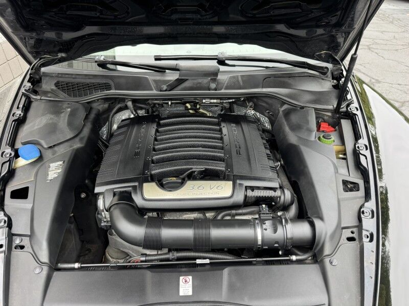 2013 Porsche Cayenne  Willow Grove PA