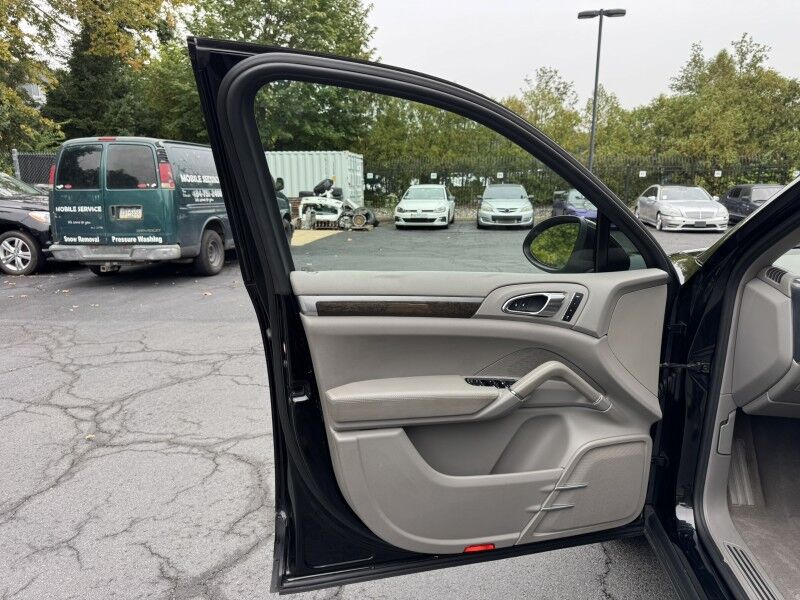 2013 Porsche Cayenne  Willow Grove PA