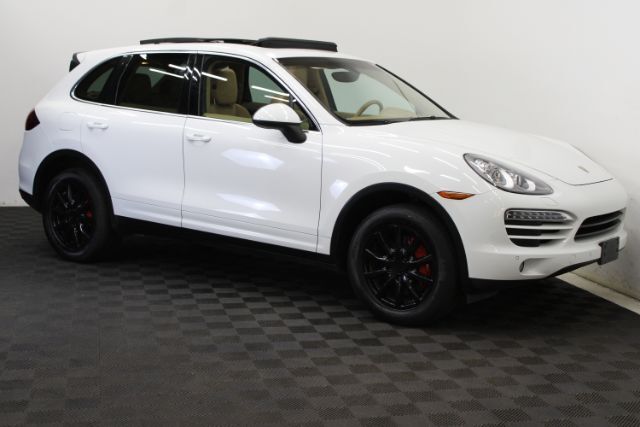 2013 Porsche Cayenne Sport