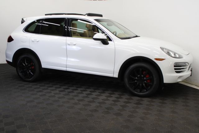 2013 Porsche Cayenne Sport