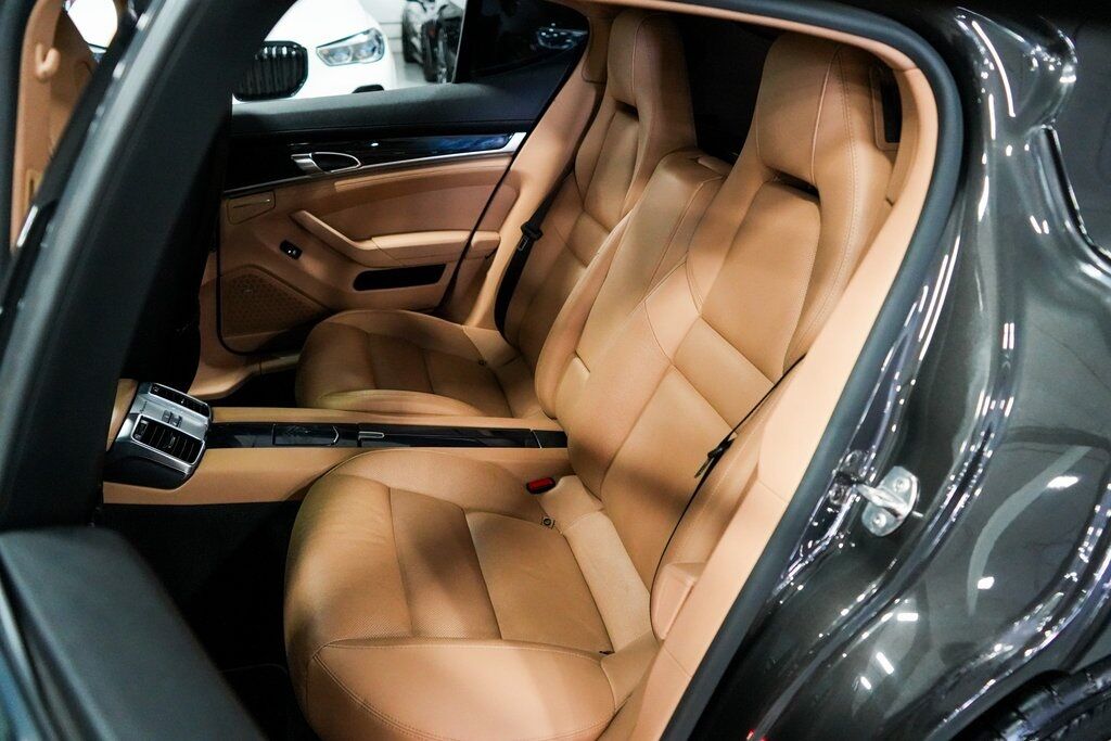 2013 Porsche Panamera 4 Platinum Edition Tigard OR