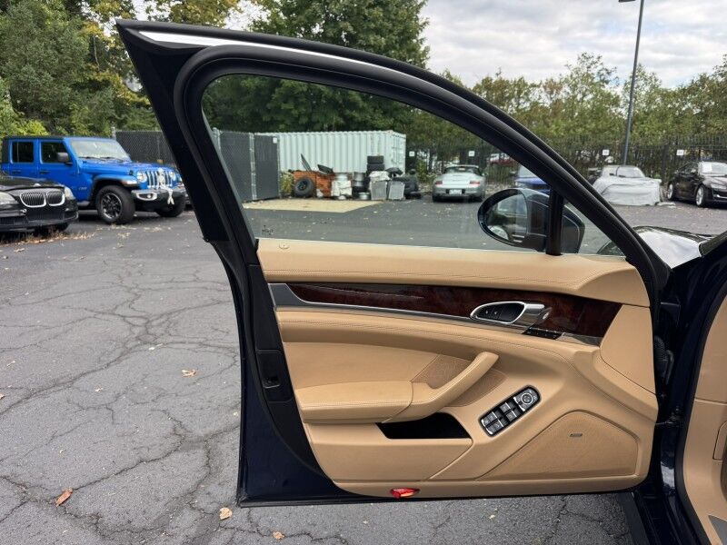 2013 Porsche Panamera 4S Willow Grove PA