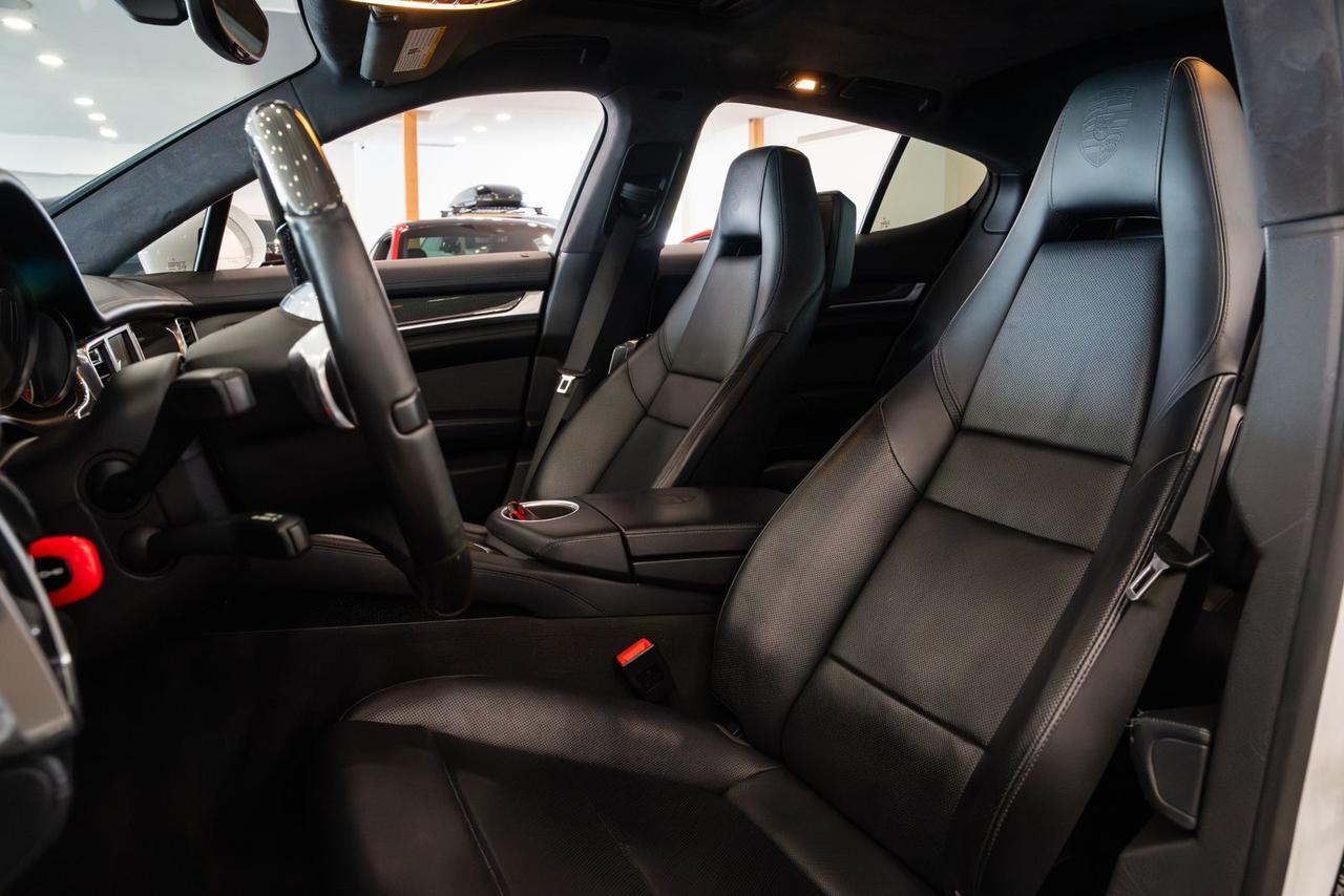 2013 Porsche Panamera GTS Gladstone OR