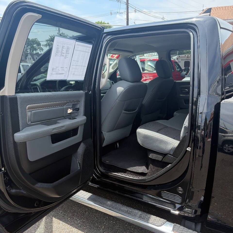 2013 RAM 1500 Big Horn 4x4 4dr Crew Cab 5.5 ft. SB Pickup Edison NJ