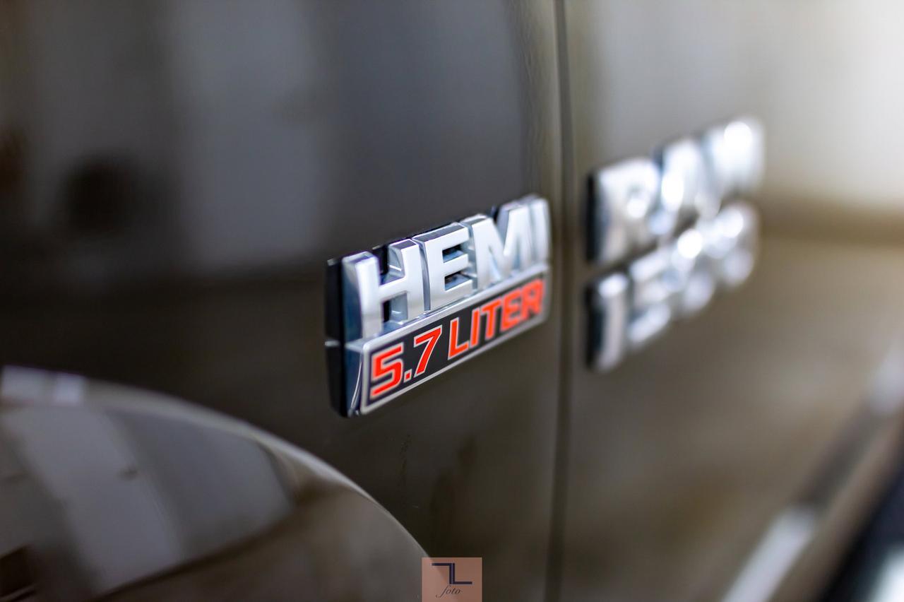 2013 Ram 1500 4x4 Crew Cab Laramie Leather Roof Nav Red Deer AB