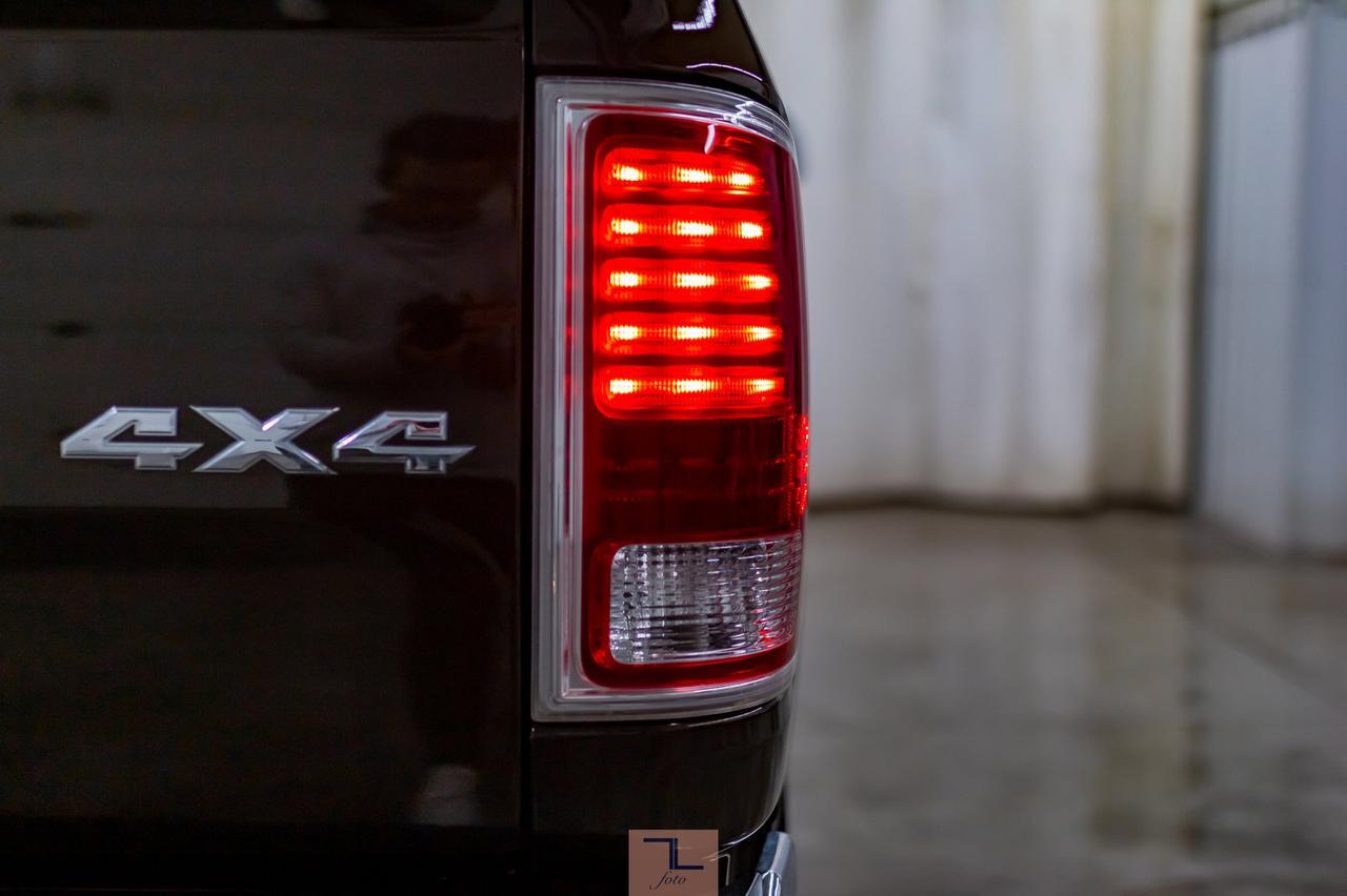 2013 Ram 1500 4x4 Crew Cab Laramie Leather Roof Nav Red Deer AB