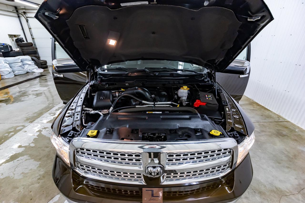 2013 Ram 1500 4x4 Crew Cab Laramie Leather Roof Nav Red Deer AB