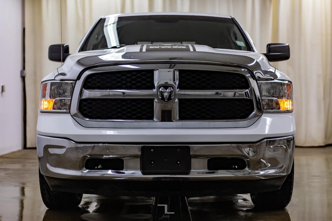 2013 Ram 1500 4x4 Crew Cab SLT HEMI Red Deer AB
