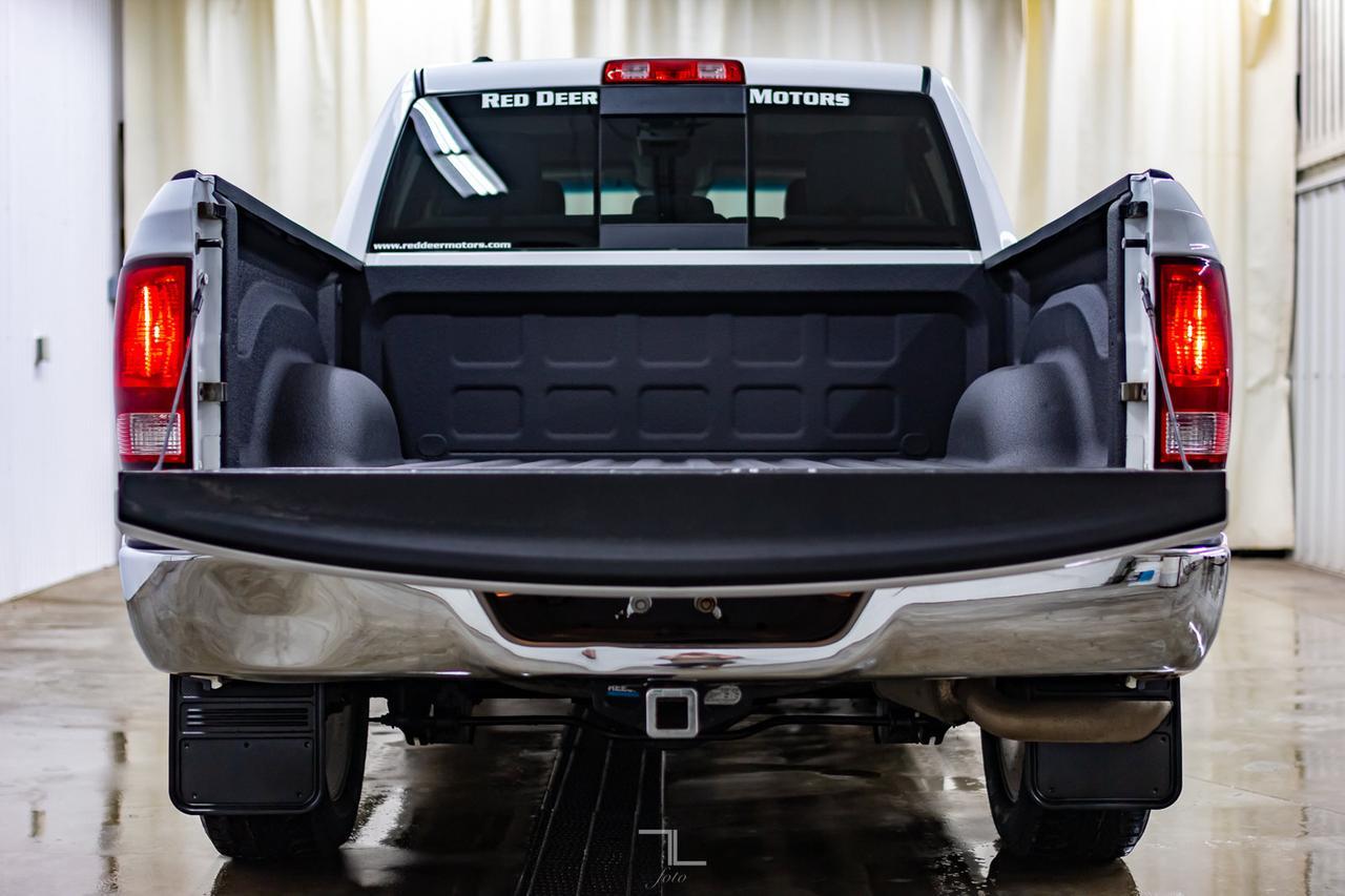 2013 Ram 1500 4x4 Crew Cab SLT HEMI Red Deer AB