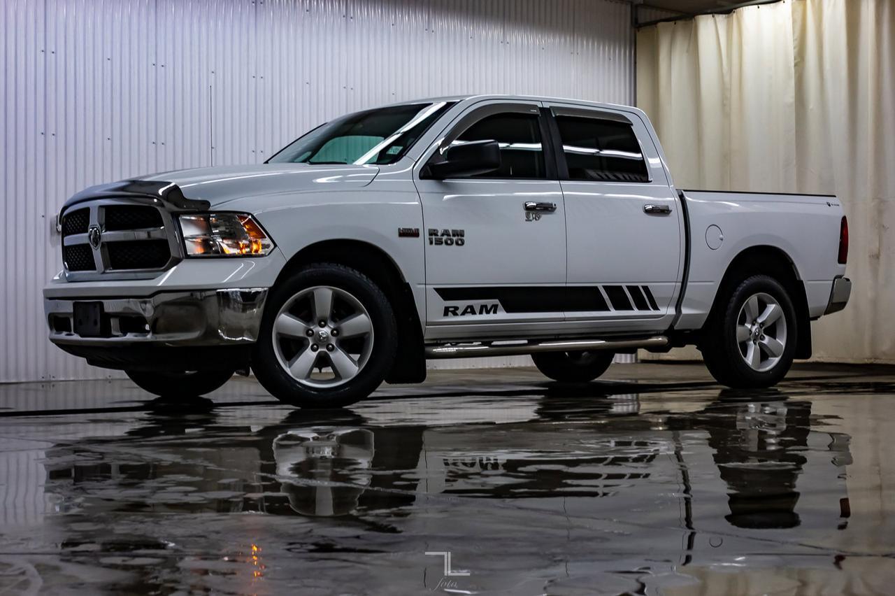 2013 Ram 1500 4x4 Crew Cab SLT HEMI Red Deer AB