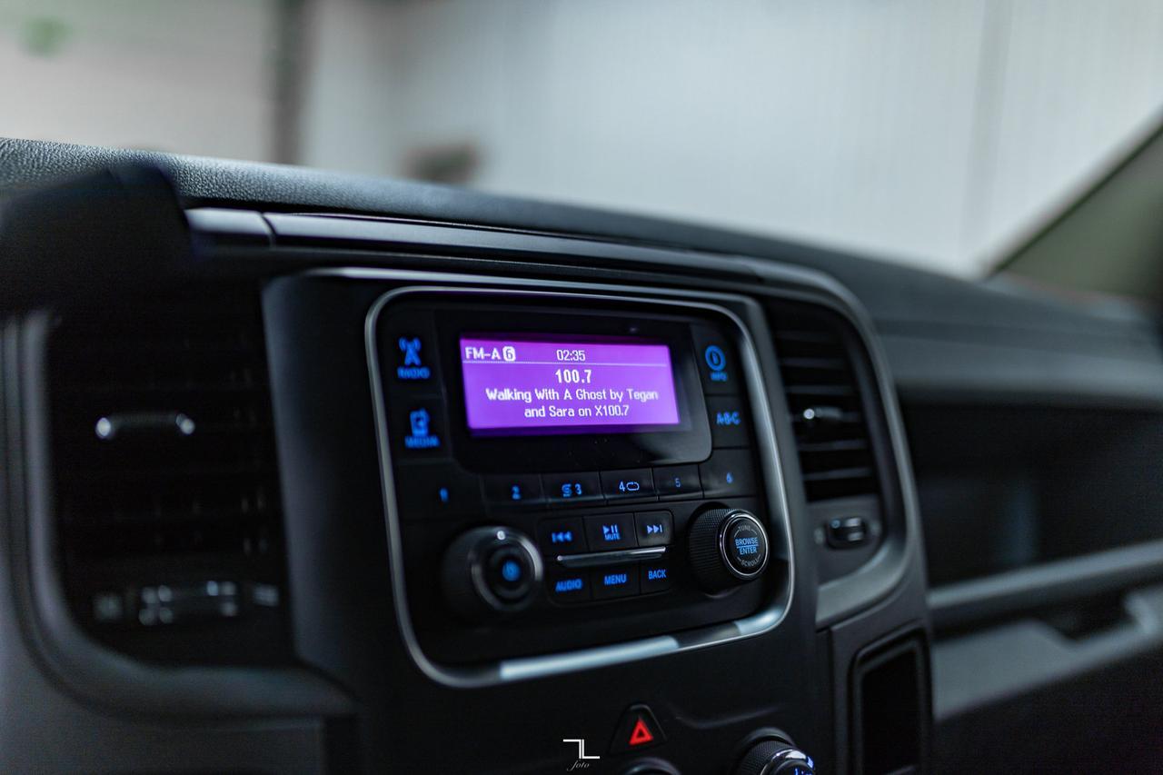 2013 Ram 1500 4x4 Crew Cab SXT HEMI Red Deer AB