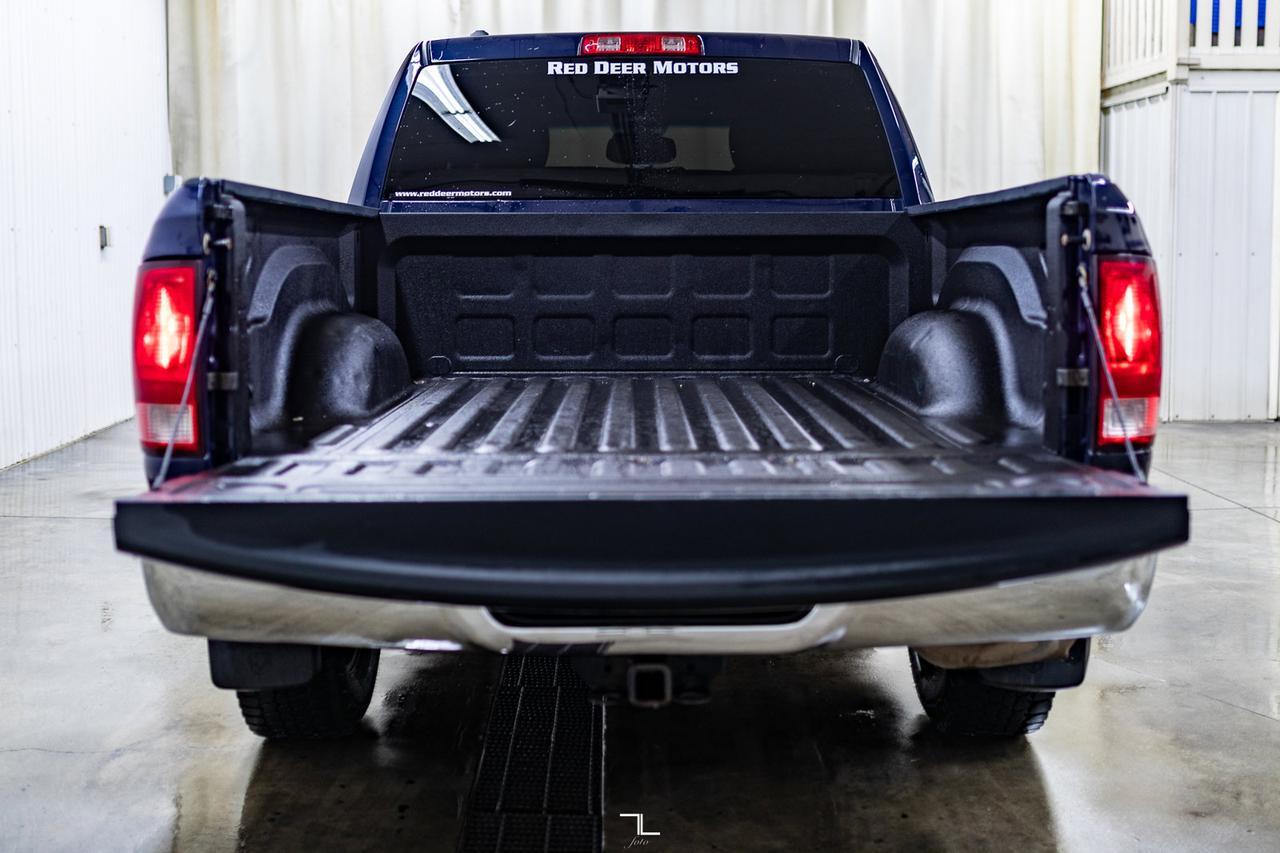 2013 Ram 1500 4x4 Crew Cab SXT HEMI Red Deer AB