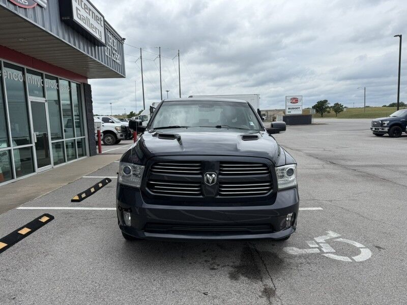 2013 Ram 1500 Sport photo 10