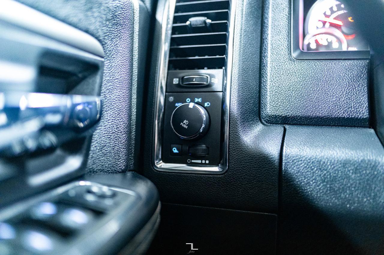 2013 Ram 1500 4x4 Quad Cab Sport Leather Roof Nav Red Deer AB