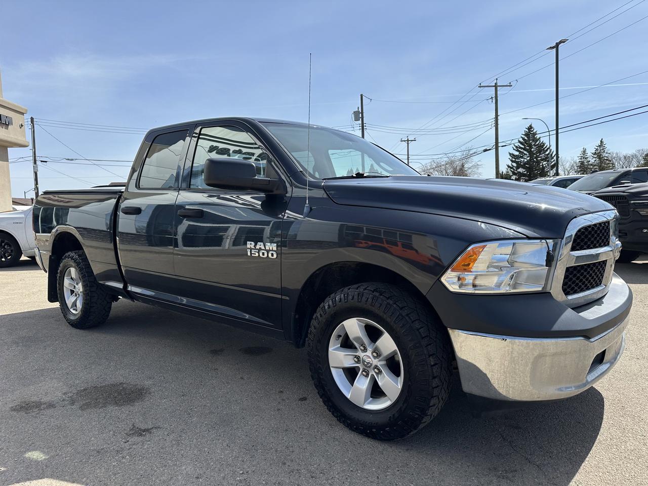 2013 Ram 1500 ST Quad Cab 4x4 | V8 FlexFuel | Cloth | Bench Seat | 17IN Wheels | Remote Keyless Entry Redwater AB