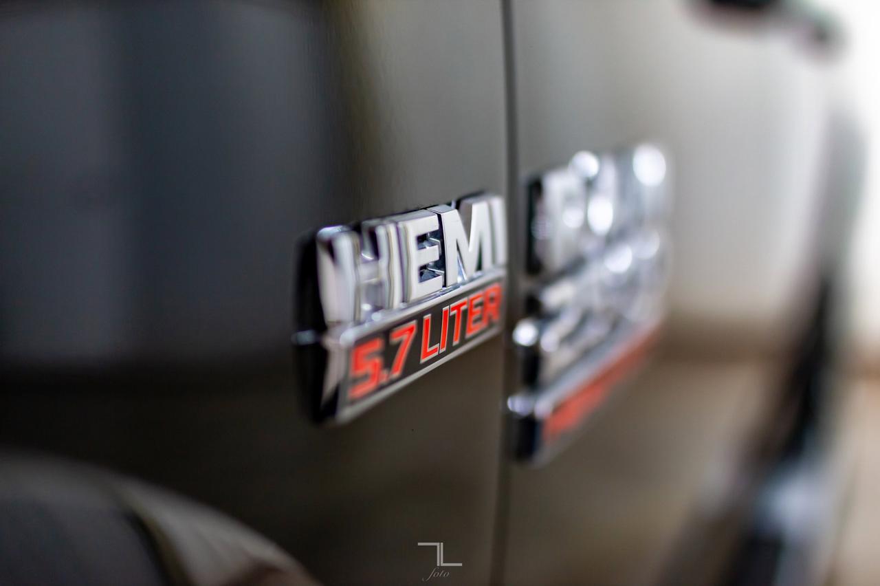 2013 Ram 2500 4x4 Crew Cab Outdoorsman HEMI Nav Roof BCam Red Deer AB