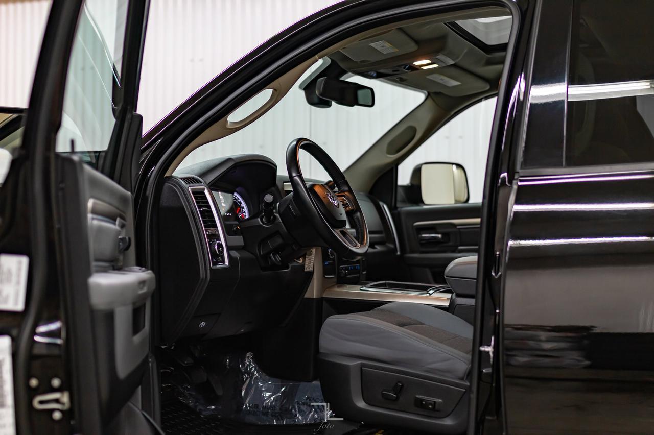 2013 Ram 2500 4x4 Crew Cab Outdoorsman HEMI Nav Roof BCam Red Deer AB