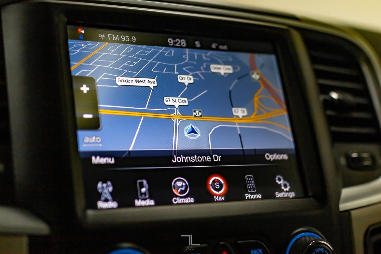 2013 Ram 2500 4x4 Crew Cab Outdoorsman HEMI Nav Roof BCam Red Deer AB