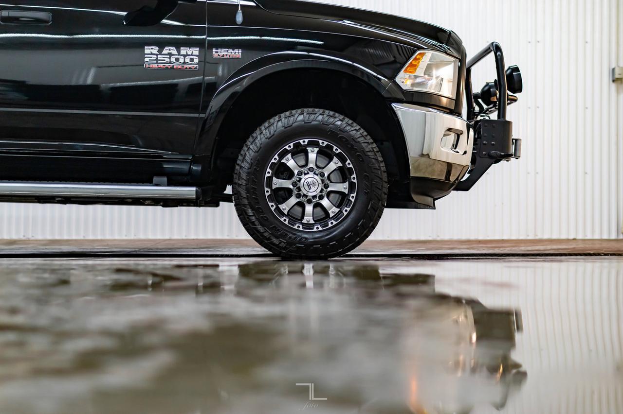 2013 Ram 2500 4x4 Crew Cab Outdoorsman HEMI Nav Roof BCam Red Deer AB