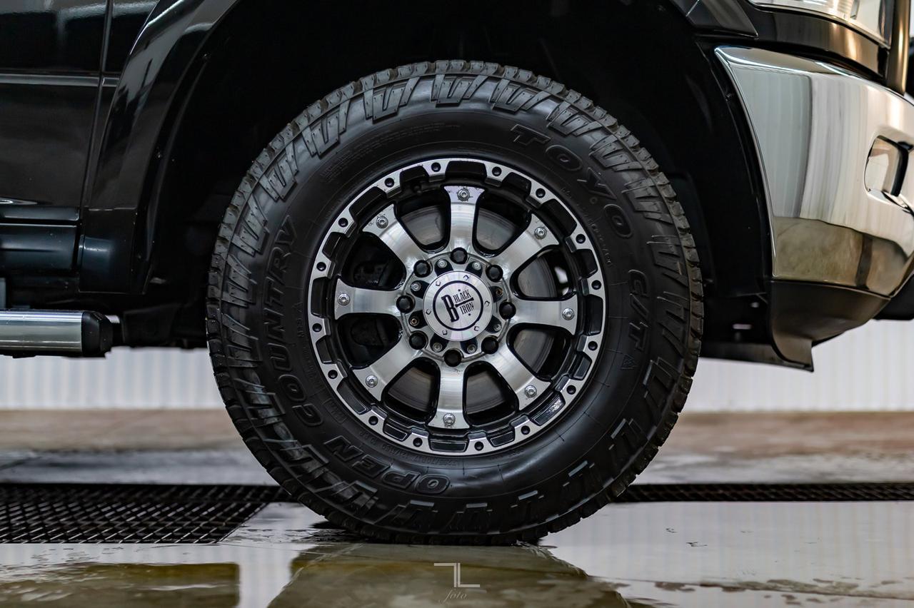 2013 Ram 2500 4x4 Crew Cab Outdoorsman HEMI Nav Roof BCam Red Deer AB