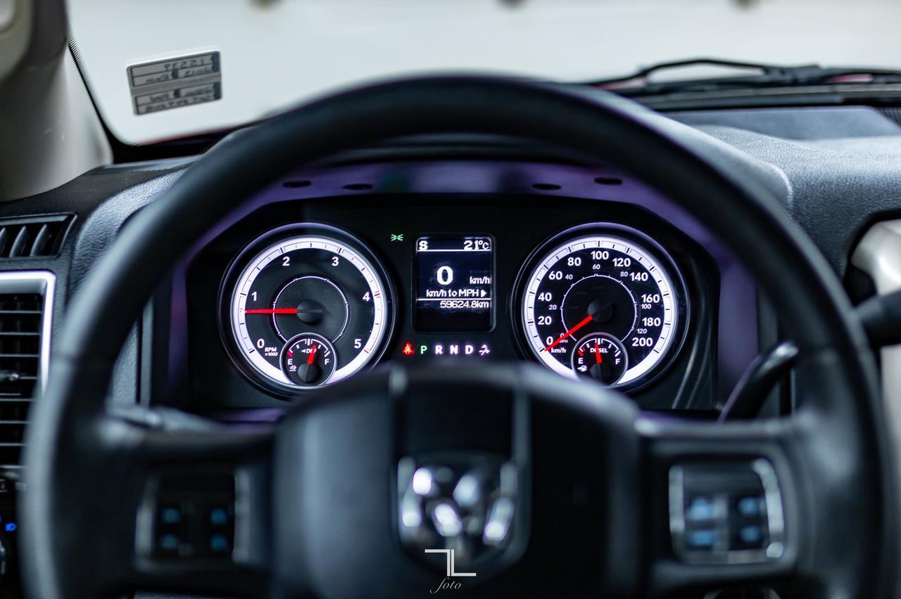 2013 Ram 2500 4x4 Crew Cab SLT Diesel Longbox Red Deer AB