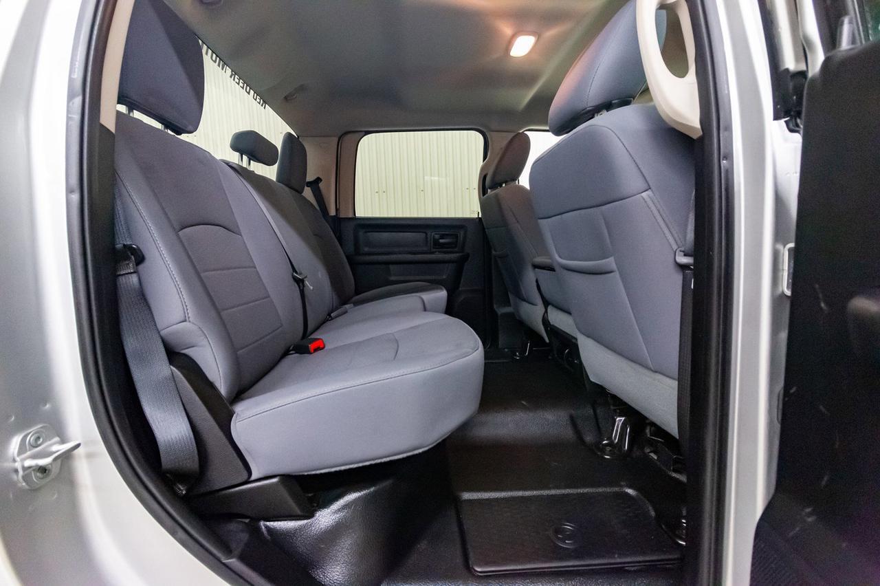 2013 Ram 2500 4x4 Crew Cab ST Diesel Manual Red Deer AB