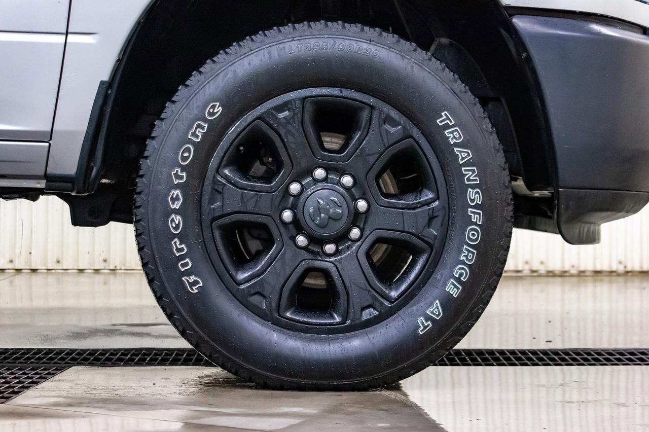 2013 Ram 2500 4x4 Crew Cab ST Diesel Manual Red Deer AB