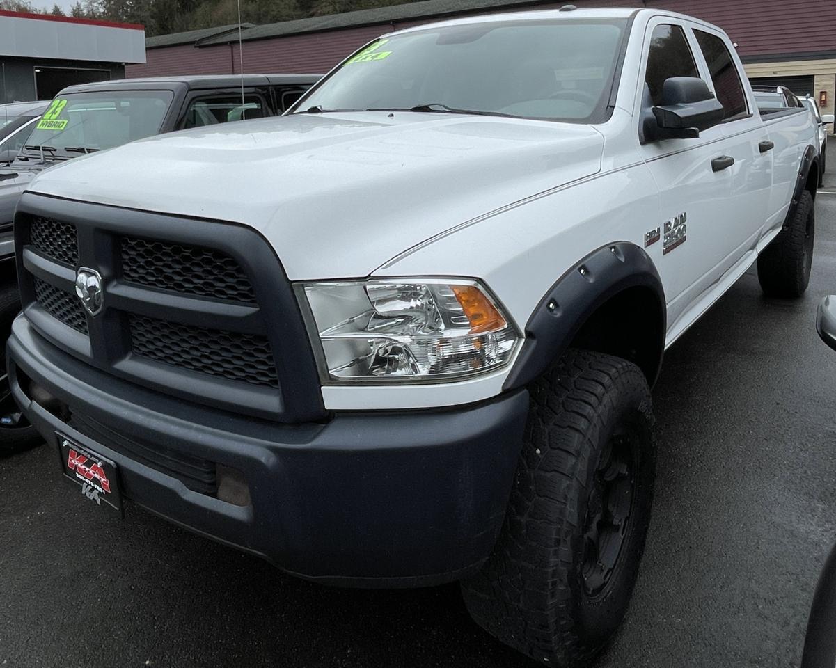 2013 Ram 2500 Crew Cab Tradesman Pickup 4D 8 ft