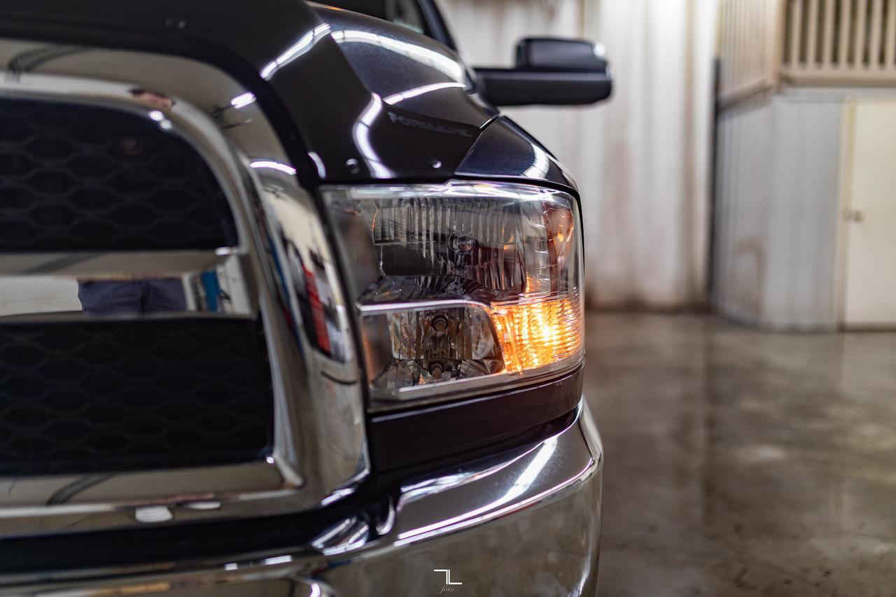 2013 Ram 3500 4x4 Crew Cab SLT Dually Diesel PSeat Leer Topper Red Deer AB