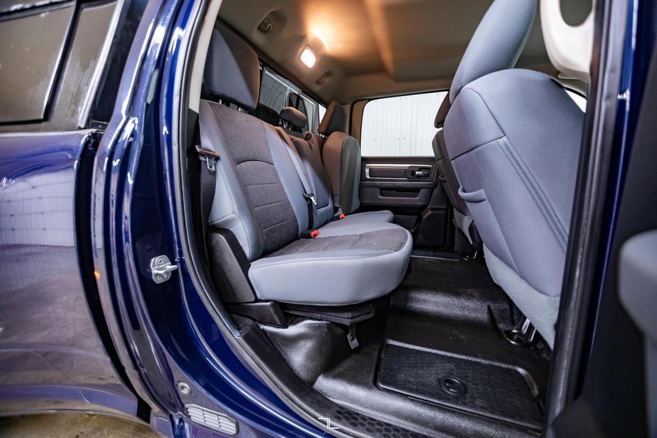 2013 Ram 3500 4x4 Crew Cab SLT Dually Diesel PSeat Leer Topper Red Deer AB