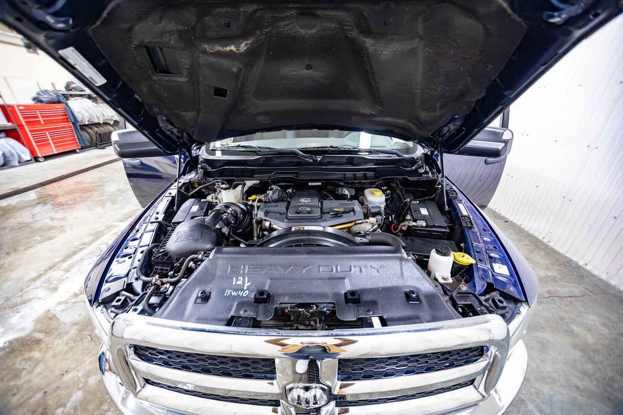 2013 Ram 3500 4x4 Crew Cab SLT Dually Diesel PSeat Leer Topper Red Deer AB