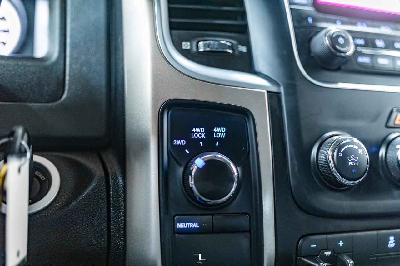 2013 Ram 3500 4x4 Crew Cab SLT Dually Diesel PSeat Leer Topper Red Deer AB