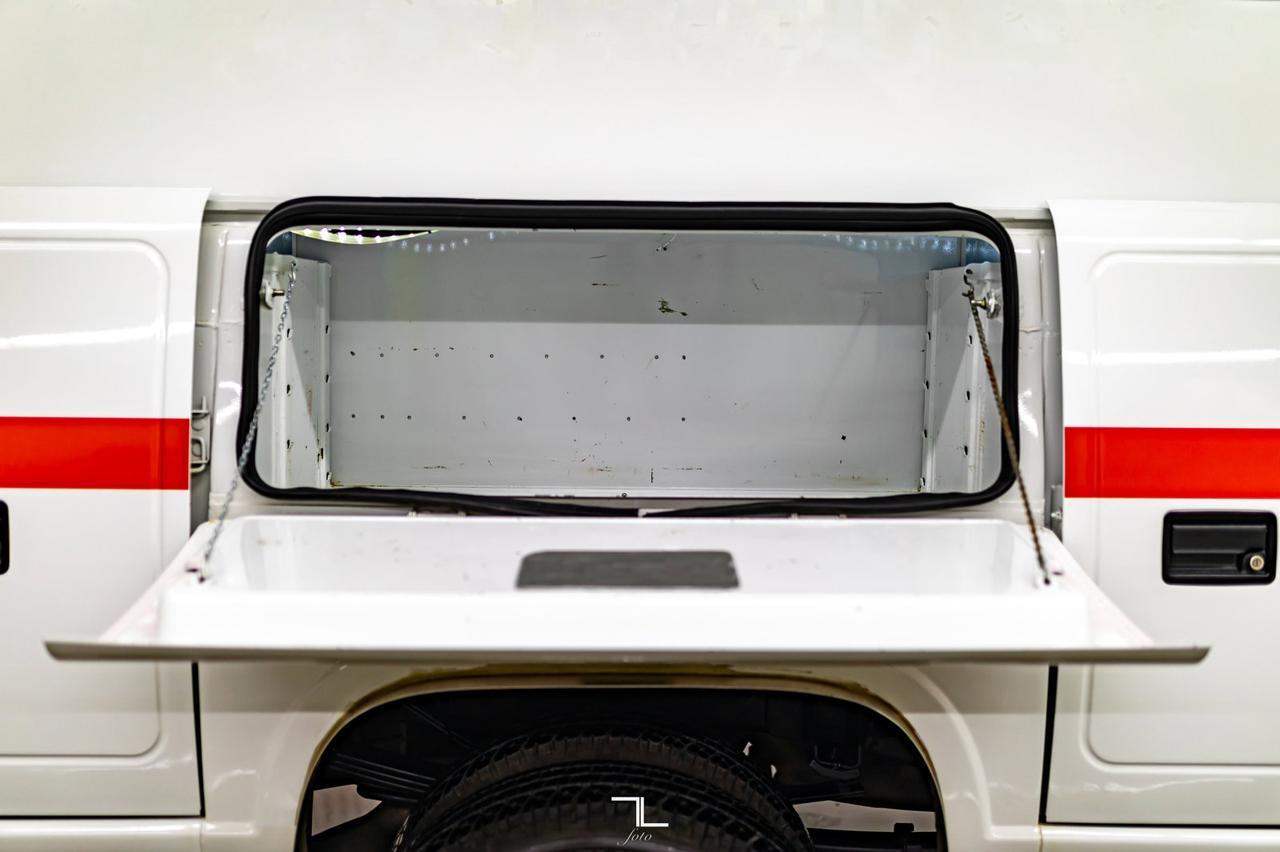 2013 Ram 3500 4x4 Crew Cab SLT Service Box Diesel Manual Red Deer AB