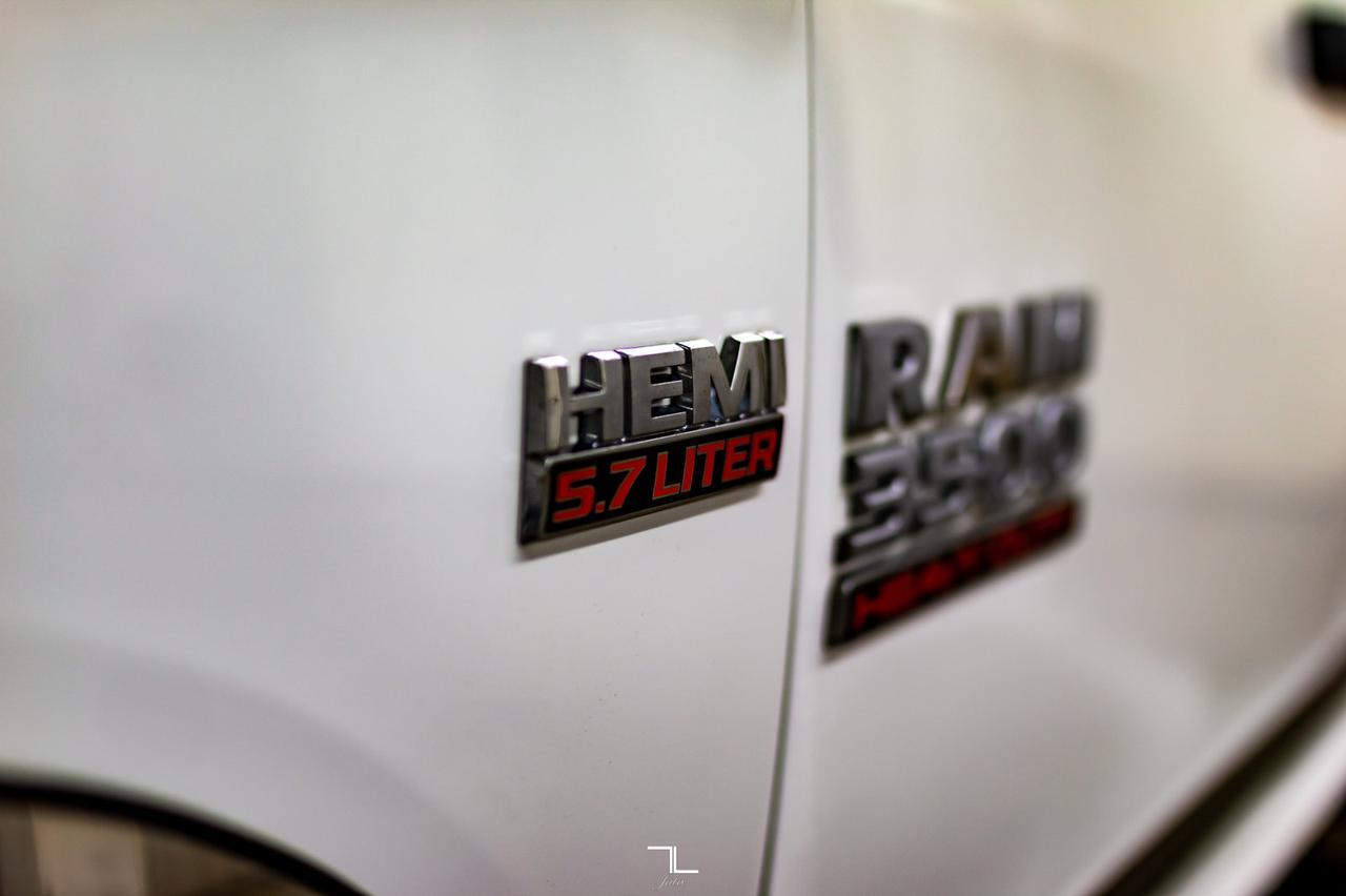 2013 Ram 3500 4x4 Crew Cab ST Dually Deck HEMI Red Deer AB