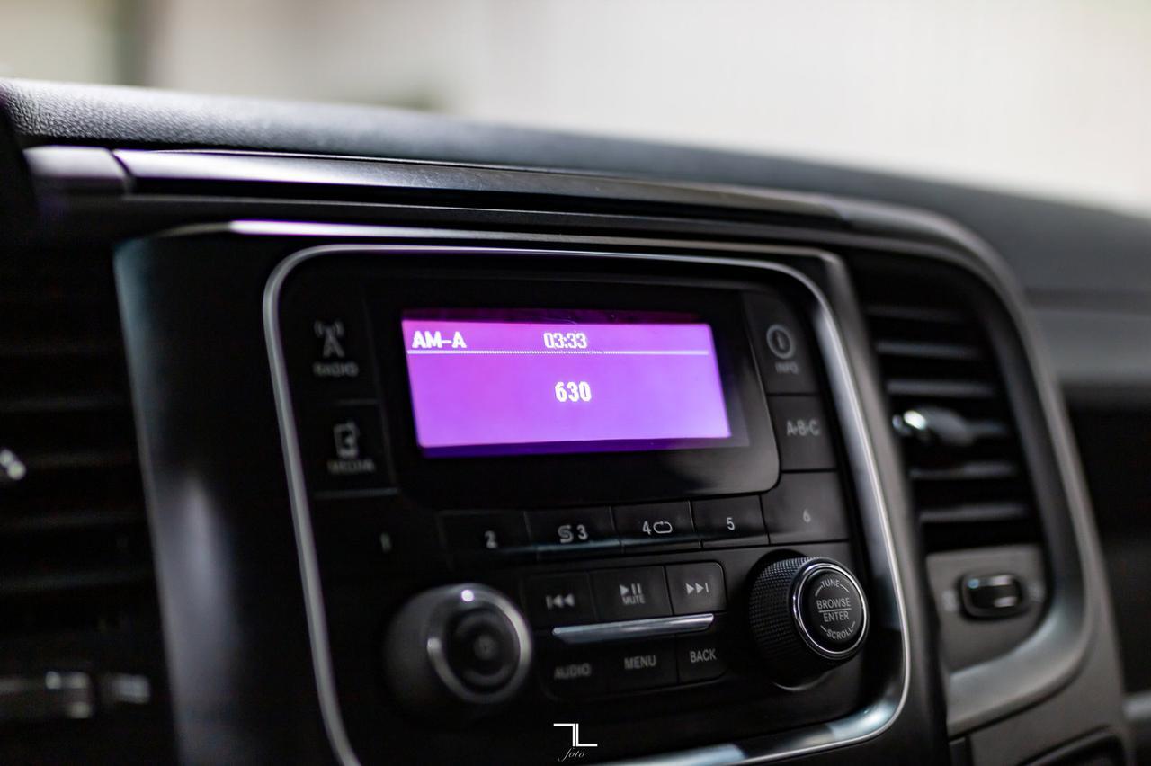 2013 Ram 3500 4x4 Crew Cab ST Dually Deck HEMI Red Deer AB