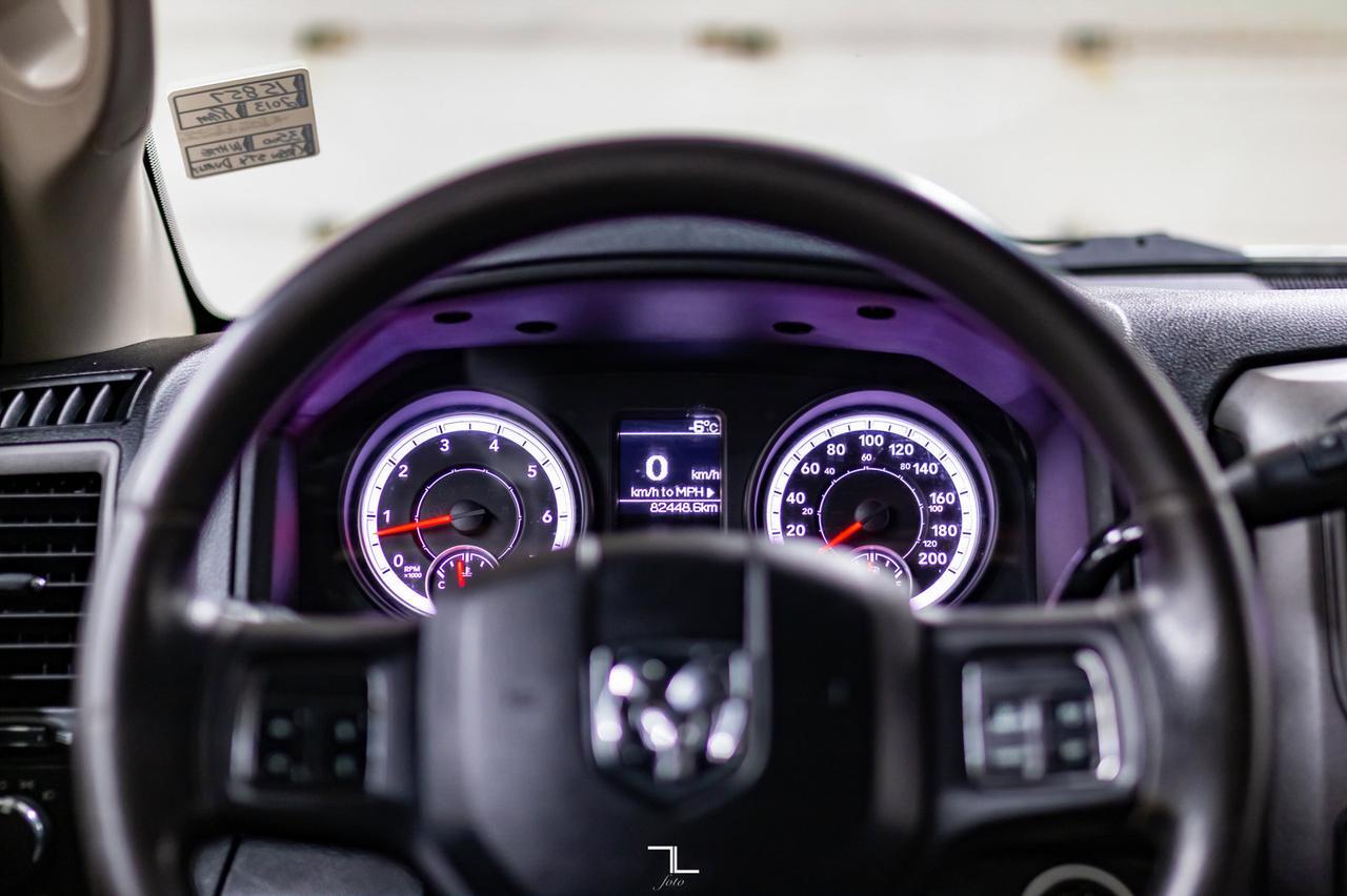 2013 Ram 3500 4x4 Crew Cab ST Dually Deck HEMI Red Deer AB