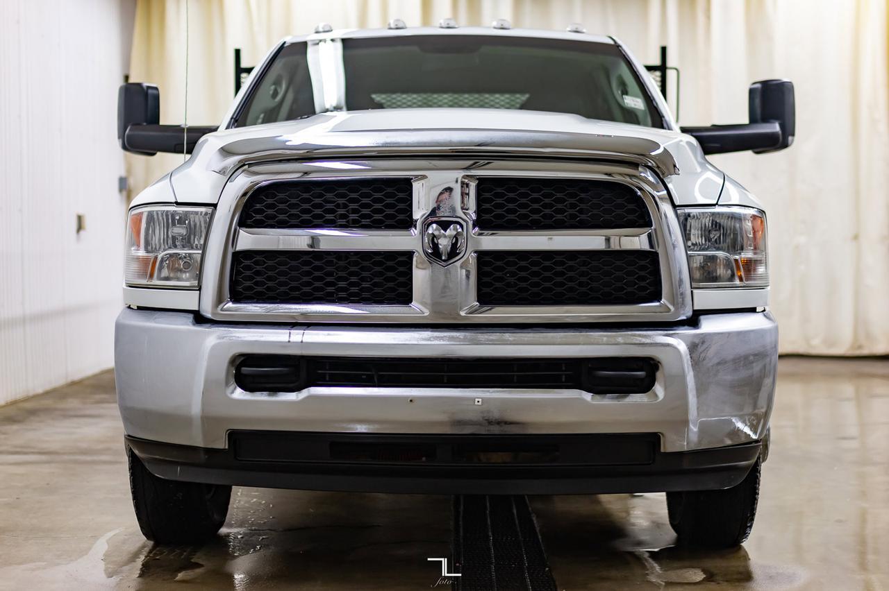 2013 Ram 3500 4x4 Crew Cab ST Dually Deck HEMI Red Deer AB