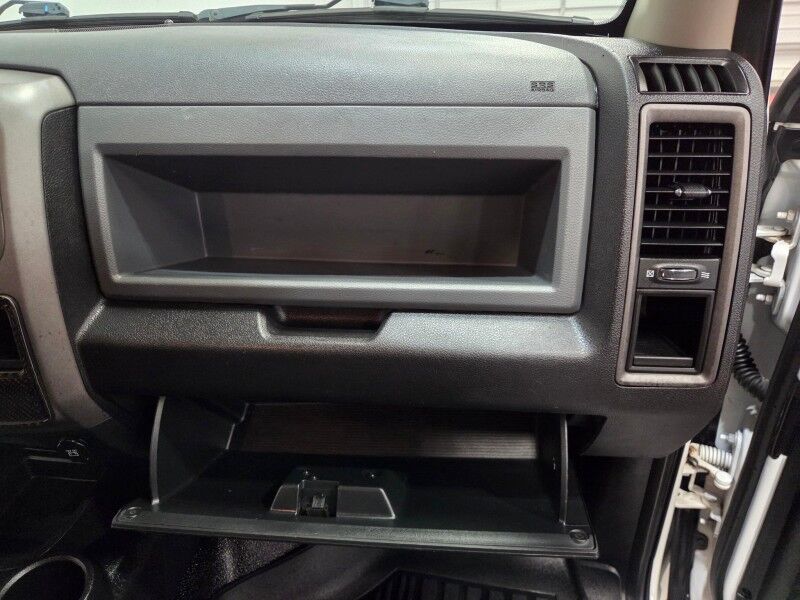 2013 Ram 3500 Flatbed Dually 4WD 6.7L Diesel AISIN Transmission Wheels NEW 35in TIRES FREE WARRANTY Arlington TX