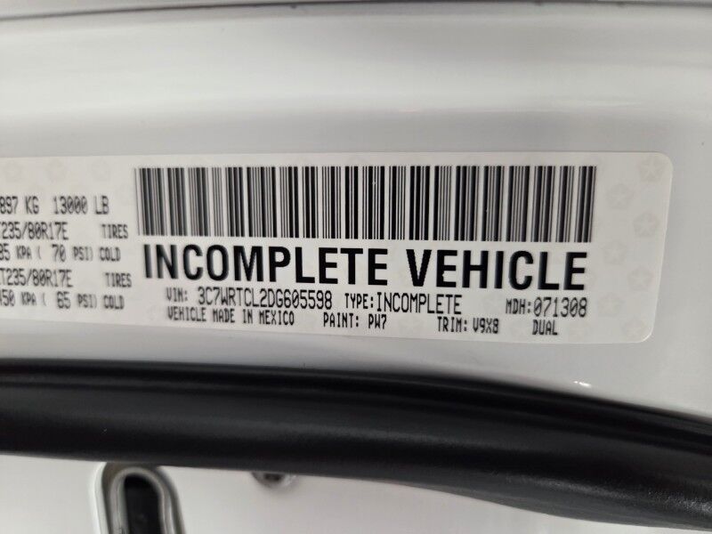 2013 Ram 3500 Flatbed Dually 4WD 6.7L Diesel AISIN Transmission Wheels NEW 35in TIRES FREE WARRANTY Arlington TX