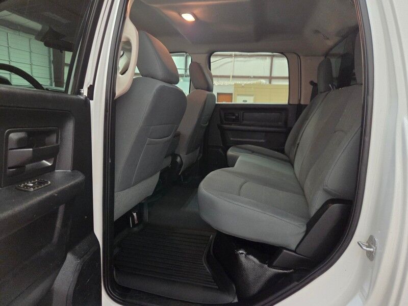 2013 Ram 3500 Flatbed Dually 4WD 6.7L Diesel AISIN Transmission Wheels NEW 35in TIRES FREE WARRANTY Arlington TX