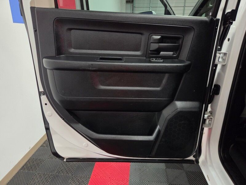 2013 Ram 3500 Flatbed Dually 4WD 6.7L Diesel AISIN Transmission Wheels NEW 35in TIRES FREE WARRANTY Arlington TX