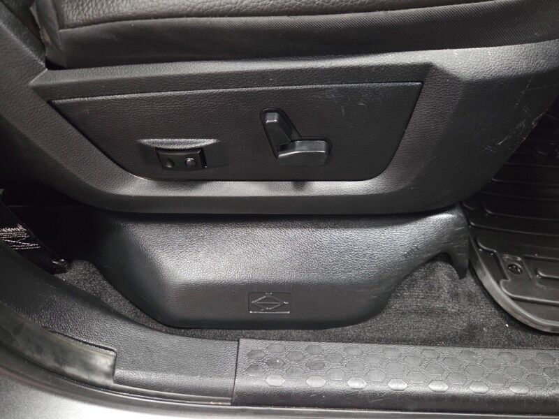 2013 Ram 3500 Laramie Dually 6.7L Diesel GPS Camera New Tires FREE WARRANTY Arlington TX