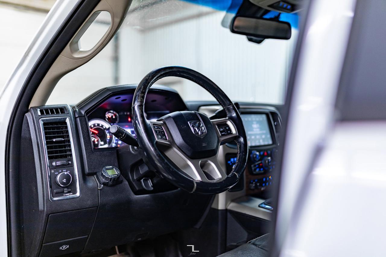 2013 Ram 5500 4x4 Crew Cab Laramie Deck Diesel AISIN Leather Red Deer AB