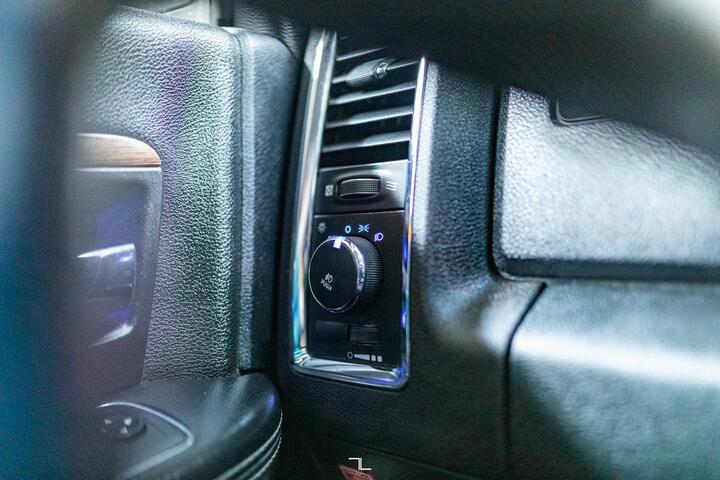 2013 Ram 5500 4x4 Crew Cab Laramie Picker Diesel Leather Red Deer AB